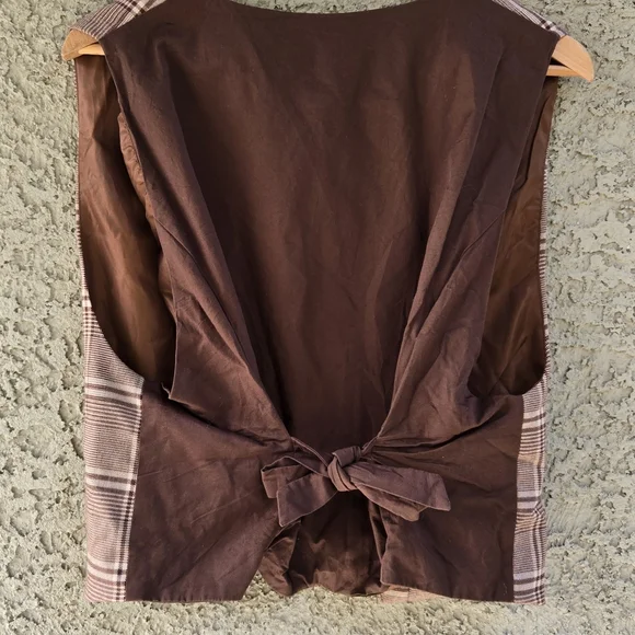 Princess Polly Carrie Plaid Oversized Vest - Picture 6 of 8